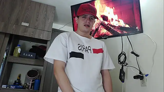 Snapshot of Themasterhades_777 chatting on 11-20-25, 10:31 Themasterhades 777 online show from 11-20-25, 10:31