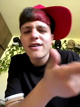 Snapshot of Themasterhades_777 chatting on 11-09-25, 07:29 Themasterhades 777 online show from 11-09-25, 07:29