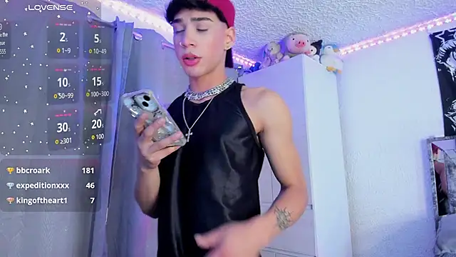 Snapshot of Dark_Boy26 chatting on 09-14-25, 09:37 Dark Boy26 online show from 09-14-25, 09:37