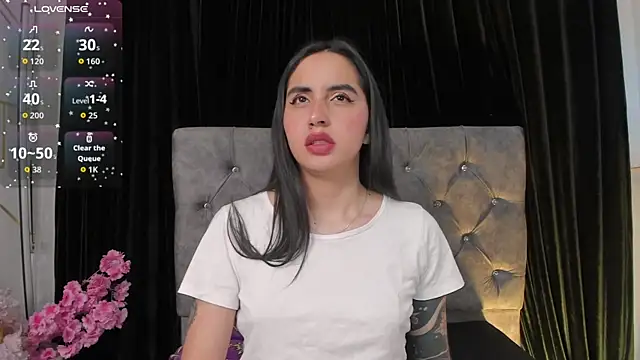 kaylee lee online show from 11-11-25, 04:07