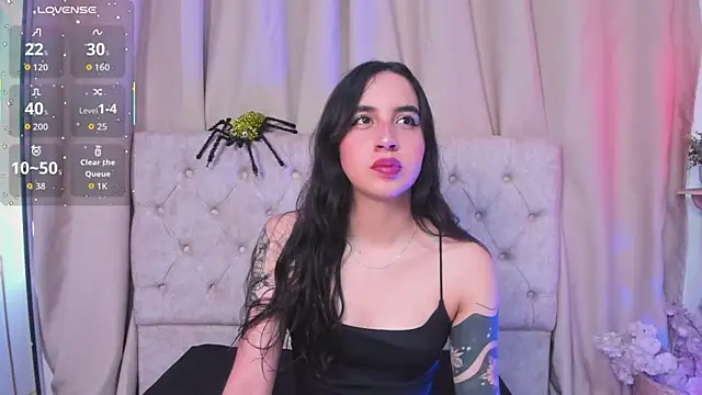kaylee lee online show from 10-18-25, 01:46