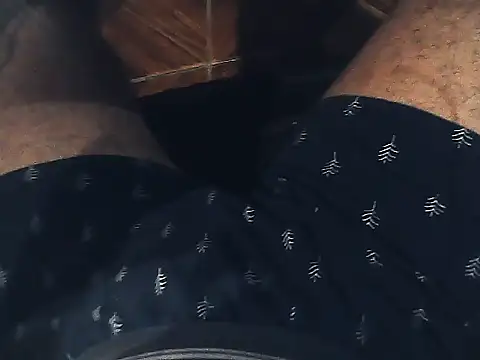 Snapshot of matteoftm chatting on 01-12-26, 02:29 matteoftm online show from 01-12-26, 02:29