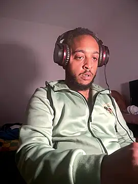 Snapshot of Minidemonkush chatting on 01-11-26, 01:45 Minidemonkush online show from 01-11-26, 01:45
