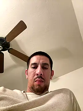 Snapshot of himNIGuys chatting on 10-19-25, 05:21 himNIGuys online show from 10-19-25, 05:21