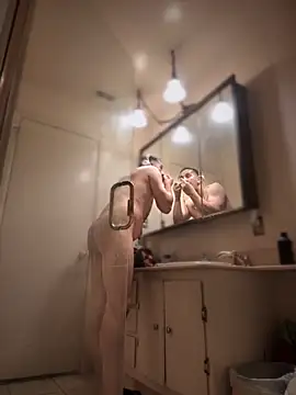 Snapshot of himNIGuys chatting on 09-30-25, 07:03 himNIGuys online show from 09-30-25, 07:03