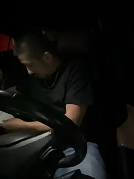 Snapshot of himNIGuys chatting on 09-24-25, 08:10 himNIGuys online show from 09-24-25, 08:10