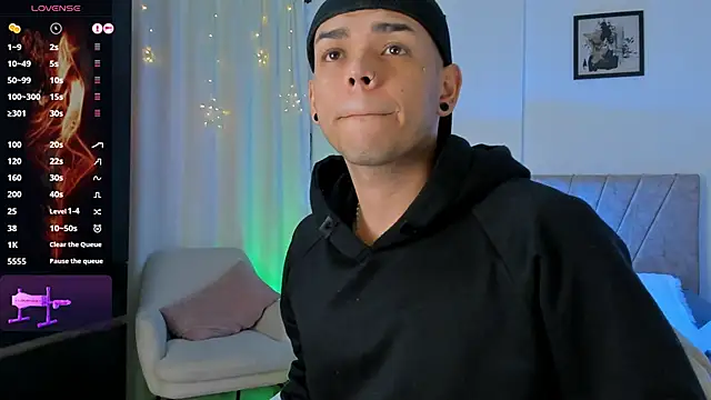 jhosepMoreno online show from 10-14-25, 03:56