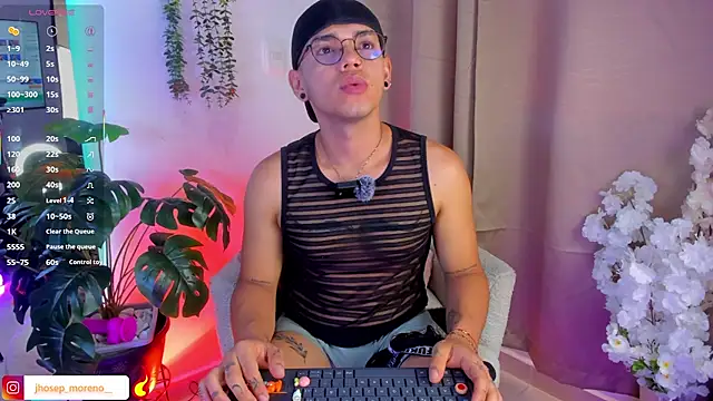 Snapshot of jhosepMoreno chatting on 05-04-26, 01:03 jhosepMoreno online show from 05-04-26, 01:03