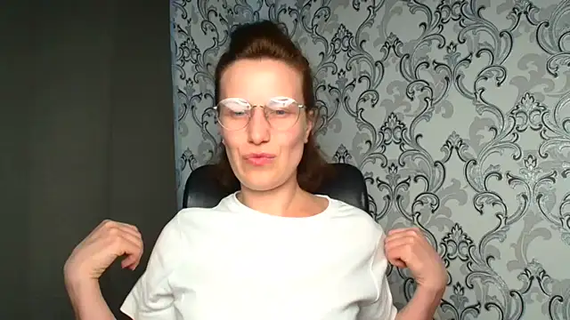 Kelly Kisss online show from 06-15-26, 11:21