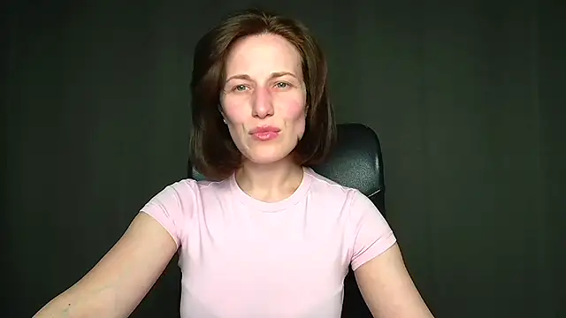 Snapshot of Kelly_Kisss chatting on 05-02-26, 11:15 Kelly Kisss online show from 05-02-26, 11:15