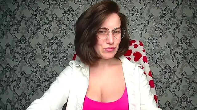 Kelly Kisss online show from 04-05-26, 11:06