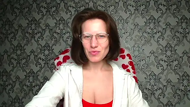 Kelly Kisss online show from 04-02-26, 05:03