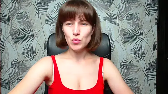 Kelly Kisss online show from 09-18-25, 05:16