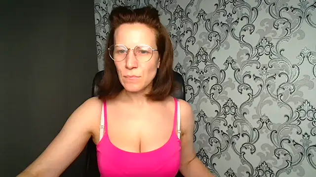 Kelly Kisss online show from 07-04-26, 08:21