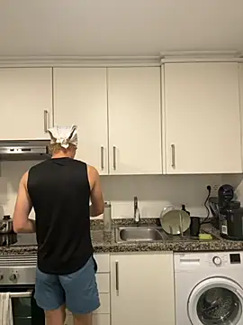 pbyariel- online show from 10-20-25, 03:45