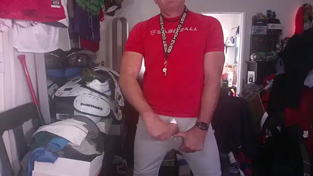 DILFJockDad87 online show from 10-04-25, 11:06