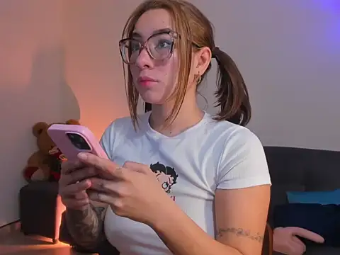 Sweetkaroll28s online show from 03-26-26, 06:06