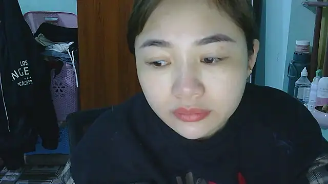 Uhem112 online show from 11-22-25, 01:26