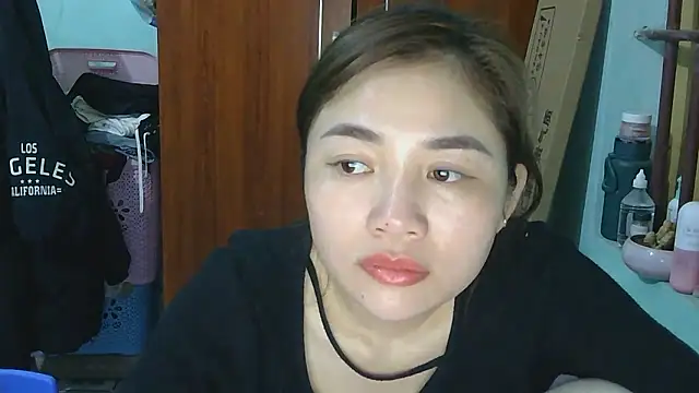 Uhem112 online show from 12-02-25, 01:13