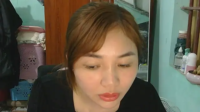 Uhem112 online show from 11-11-25, 01:50