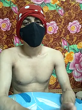 Seducing couple online show from 10-05-25, 05:25