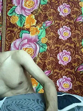 Seducing couple online show from 10-28-25, 11:09