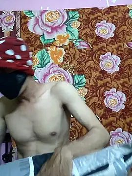 Seducing couple online show from 10-22-25, 03:22