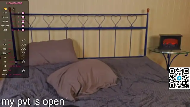 Snapshot of Anna_mileer chatting on 11-26-25, 08:14 Anna mileer online show from 11-26-25, 08:14