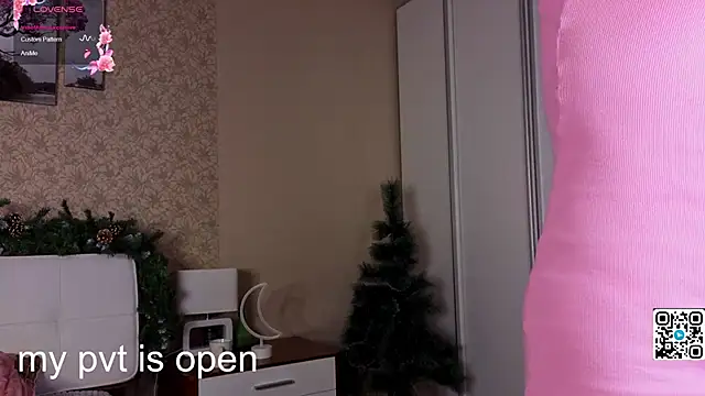 Snapshot of Anna_mileer chatting on 12-17-25, 01:21 Anna mileer online show from 12-17-25, 01:21