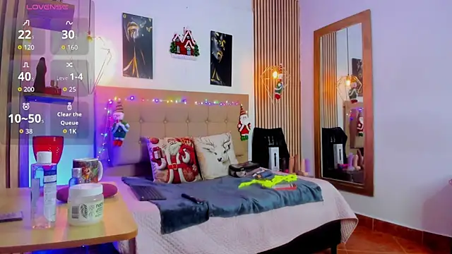 Snapshot of _samanthaa_foxx chatting on 12-22-25, 11:21 samanthaa foxx online show from 12-22-25, 11:21