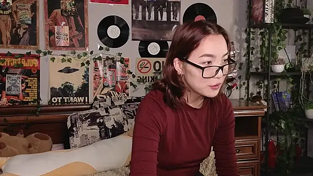 OdetteBiddy online show from 11-09-25, 08:02