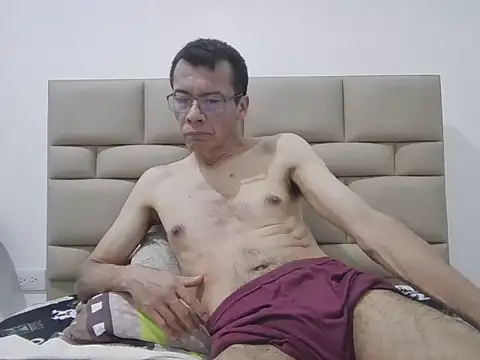 skinnylatino51 online show from 01-19-26, 12:58