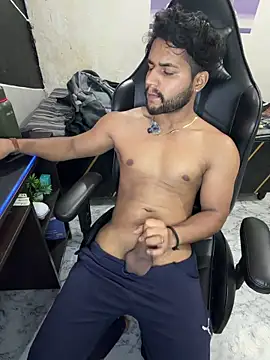 Kartikkartik8595 online show from 04-16-26, 10:34