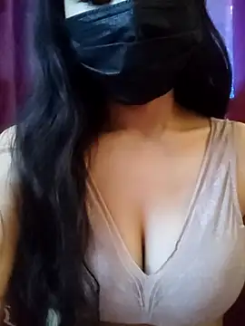 Snapshot of sia_143 chatting on 12-05-25, 06:56 sia 143 online show from 12-05-25, 06:56