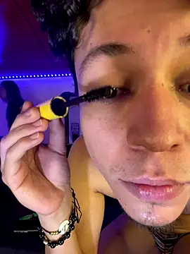 terra sunligth online show from 11-23-25, 07:02