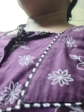 Snapshot of papukurty chatting on 06-09-26, 01:56 papukurty online show from 06-09-26, 01:56