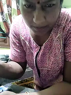 Snapshot of papukurty chatting on 05-04-26, 04:27 papukurty online show from 05-04-26, 04:27