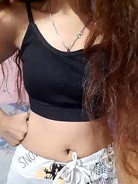 Snapshot of Mahira568 chatting on 10-29-25, 05:12 Mahira568 online show from 10-29-25, 05:12