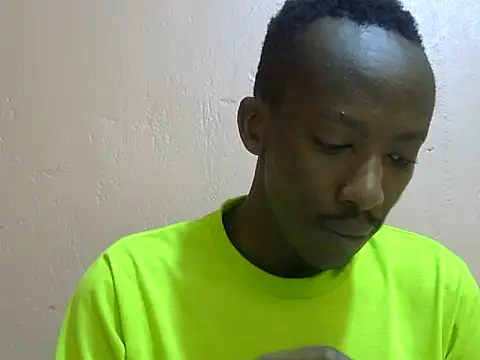 Snapshot of shadez94 chatting on 10-17-25, 09:34 shadez94 online show from 10-17-25, 09:34