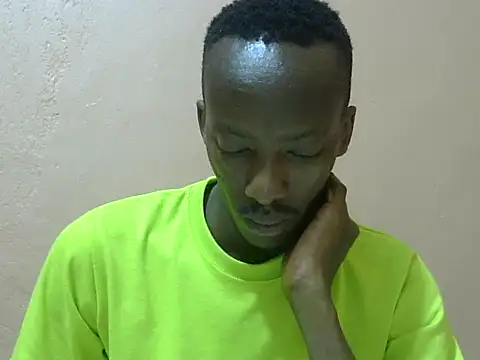 Snapshot of shadez94 chatting on 10-01-25, 09:07 shadez94 online show from 10-01-25, 09:07