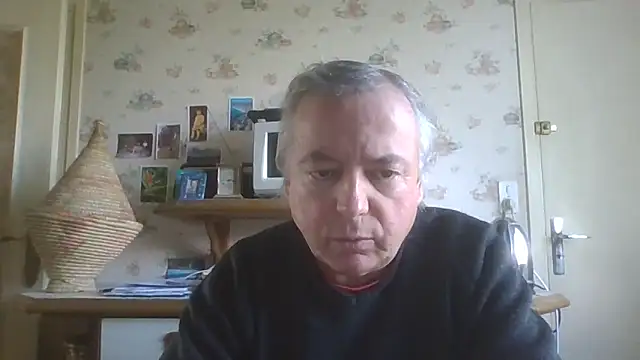 Snapshot of gegevincent chatting on 04-14-26, 11:04 gegevincent online show from 04-14-26, 11:04