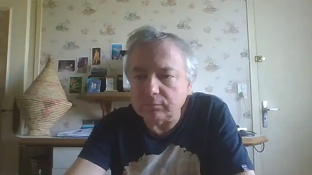 Snapshot of gegevincent chatting on 04-24-26, 11:01 gegevincent online show from 04-24-26, 11:01