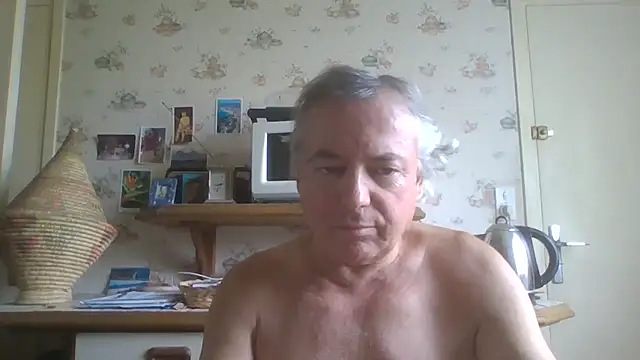 Snapshot of gegevincent chatting on 06-29-26, 12:27 gegevincent online show from 06-29-26, 12:27