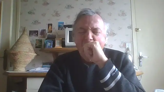 Snapshot of gegevincent chatting on 03-25-26, 01:32 gegevincent online show from 03-25-26, 01:32