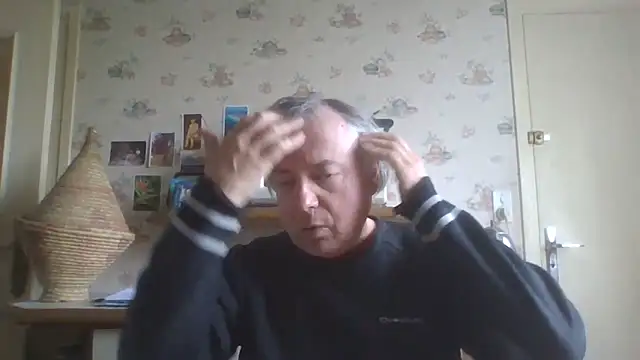 Snapshot of gegevincent chatting on 04-03-26, 01:17 gegevincent online show from 04-03-26, 01:17