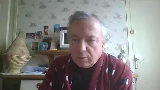 Snapshot of gegevincent chatting on 04-01-26, 01:52 gegevincent online show from 04-01-26, 01:52