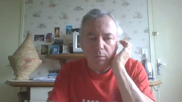 Snapshot of gegevincent chatting on 04-19-26, 11:33 gegevincent online show from 04-19-26, 11:33