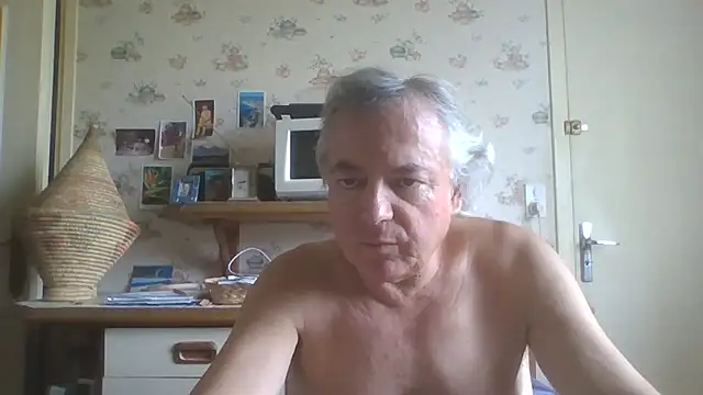 Snapshot of gegevincent chatting on 06-28-26, 11:16 gegevincent online show from 06-28-26, 11:16