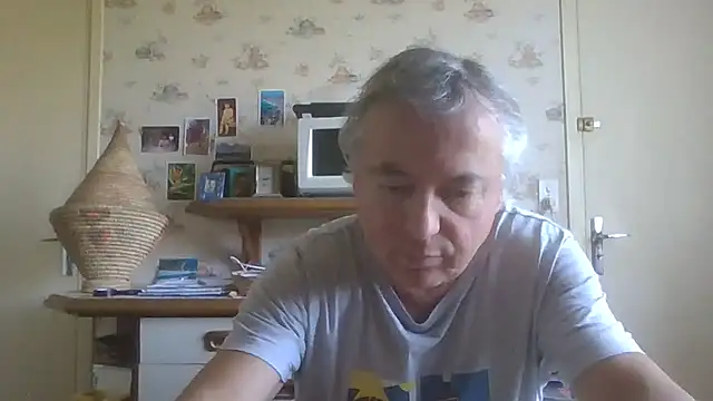 Snapshot of gegevincent chatting on 06-07-26, 11:15 gegevincent online show from 06-07-26, 11:15
