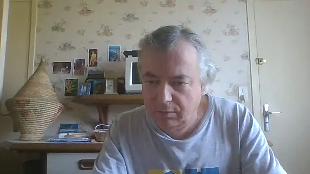 Snapshot of gegevincent chatting on 06-13-26, 08:56 gegevincent online show from 06-13-26, 08:56